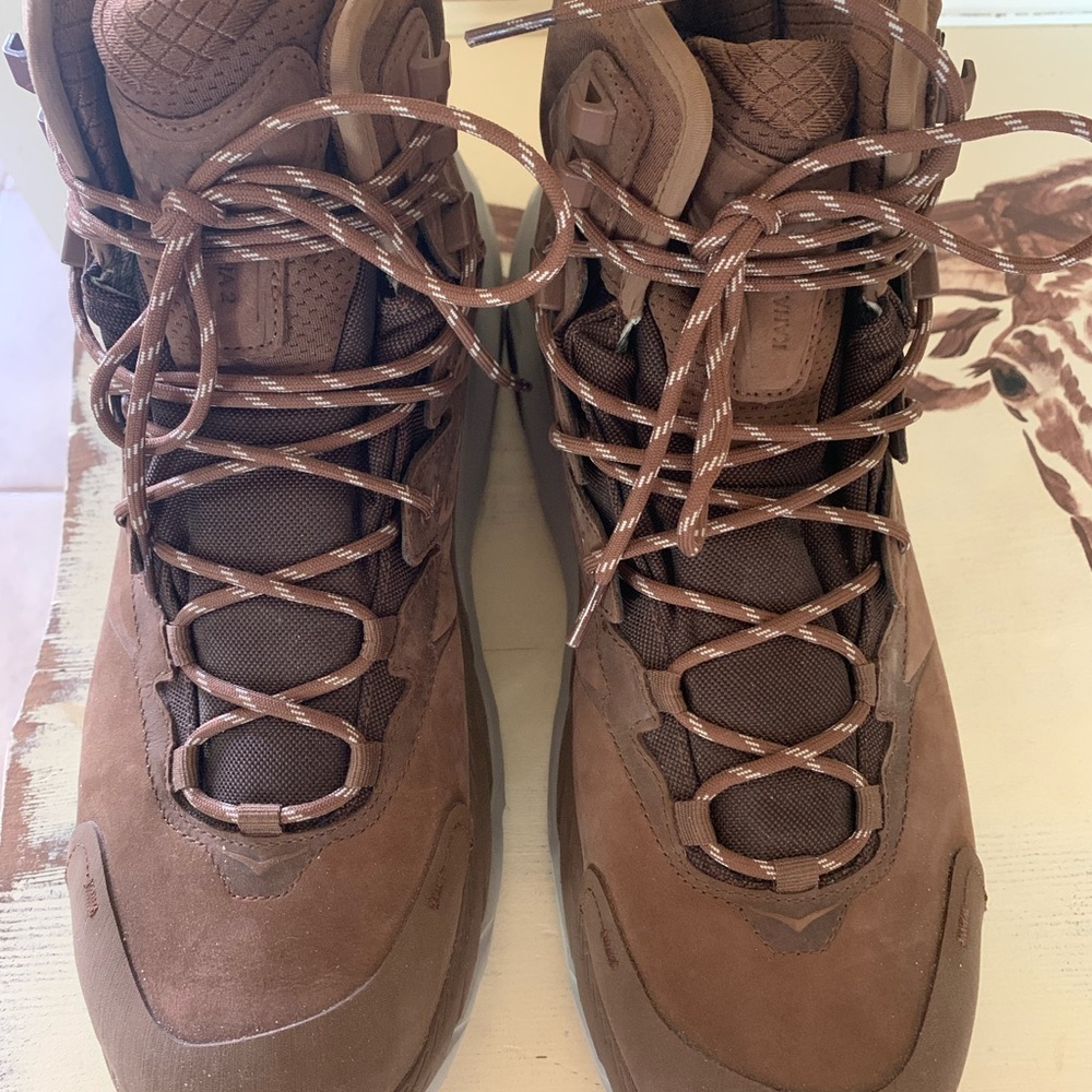 Men’s Hoka. New without tags or box. Size 11.5